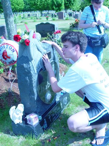 1213207321 2007-blind-walk-015