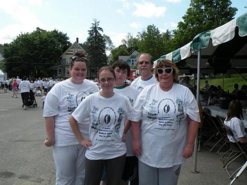 1244046179 walk-2009-021